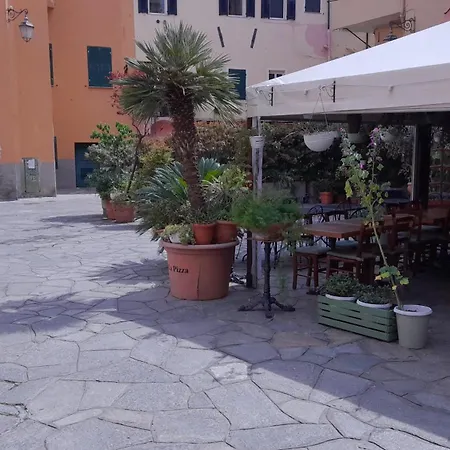 Casa Marina 50 Mt Dal Mare Apartment Imperia Exterior photo